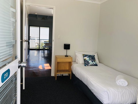 West Beach Lagoon 213 - Corner Unit! - Accommodation Broome 5