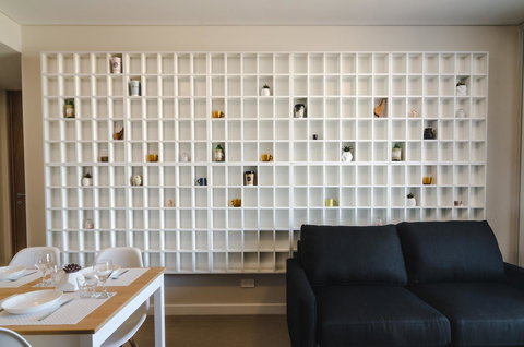 Boutique Carousel Apartment - Accommodation Broome 14