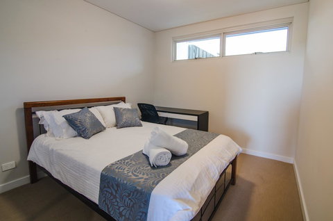 Boutique Carousel Apartment - Accommodation Broome 5