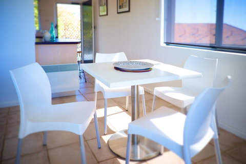 Cottesloe Marine Apartment - Executive Escapes - Accommodation Broome 2