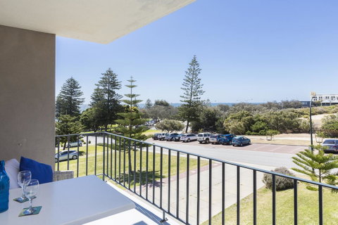 Cottesloe Marine Apartment - Executive Escapes - Accommodation Broome 6