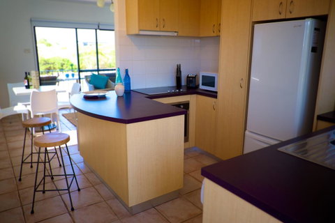 Cottesloe Marine Apartment - Executive Escapes - Accommodation Broome 11