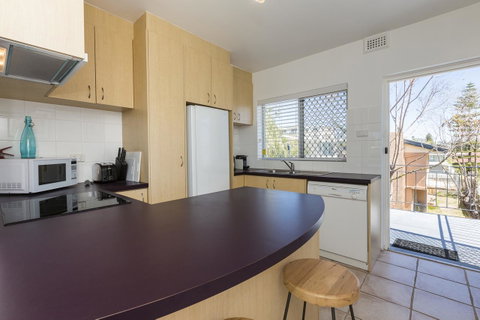 Cottesloe Marine Apartment - Executive Escapes - Accommodation Broome 9