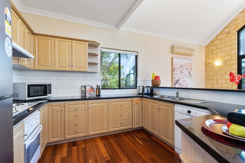 Swanview Ardross Shortstays - Accommodation Broome 7