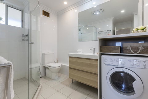 Cottesloe Beach Pines Apartment - Accommodation Broome 10