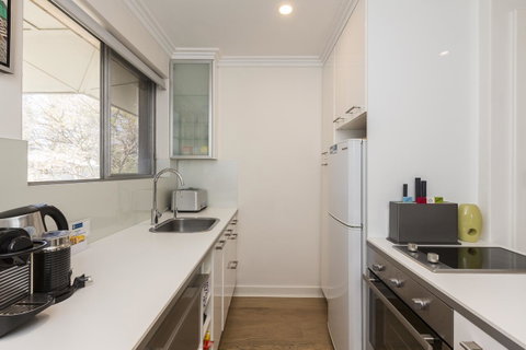 Cottesloe Beach Pines Apartment - Accommodation Broome 2