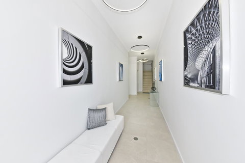 Infinite Apartment Opposite Garden City - Accommodation Broome 4