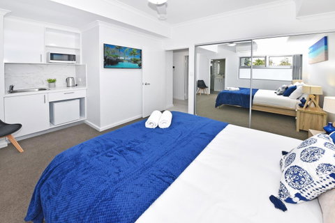 Infinite Apartment Opposite Garden City - Accommodation Broome 0