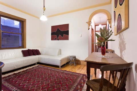Annie's Victorian Terrace Accommodation Fremantle - Accommodation Broome 22