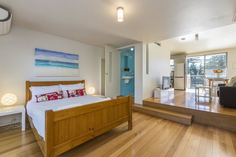 Cottesloe Tree Top Studio - Executive Escapes - Accommodation Broome 0