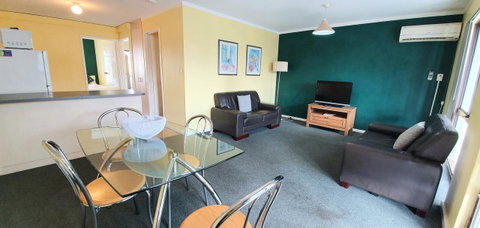 West Beach Lagoon 109 â€“ Amazing Location! - Accommodation Broome 4