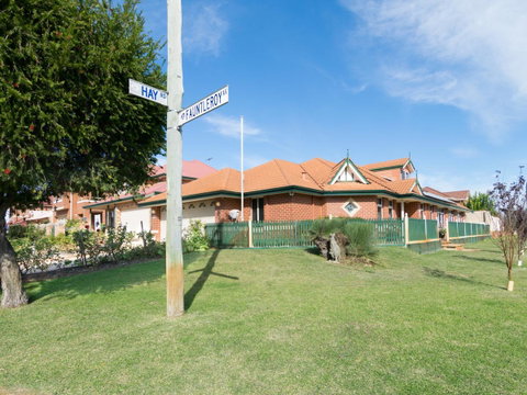 Ascot On Swan Bed & Breakfast - Accommodation Broome 10
