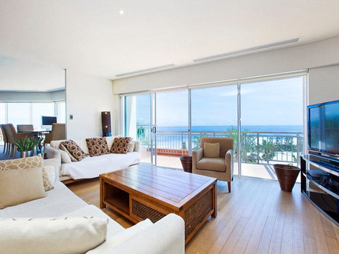 Beachfront Penthouse & Huge Terrace - Accommodation Broome 9