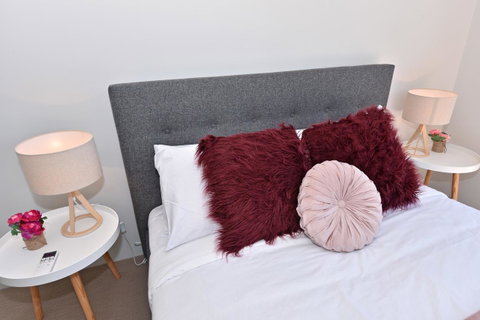 Modern Apartment Redcliffe Near Perth Airport: 0126 - Accommodation Broome 7