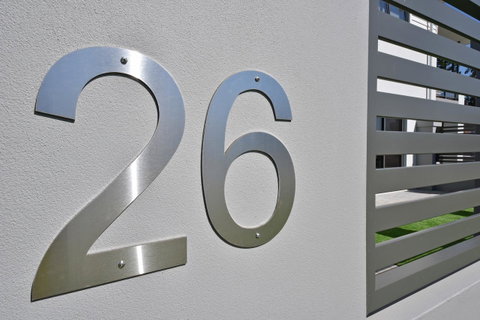 Modern Apartment Redcliffe Near Perth Airport: 0126 - Accommodation Broome 23