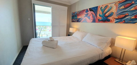 Scarborough Beach Front Resort - Shell Seven - Accommodation Broome 7