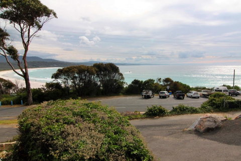 BINALONG BEACH COTTAGE Beachfront At Bay Of Fires Next To Restaurant - Accommodation Broome 16