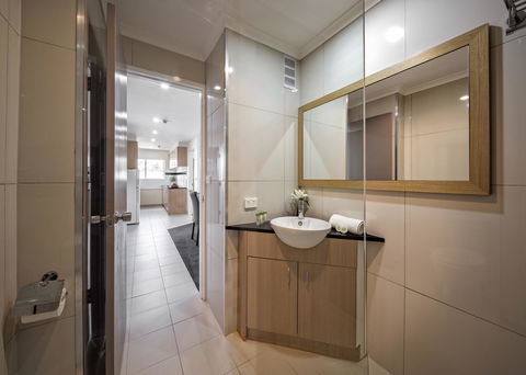 Best Western Hobart - Accommodation Broome 1