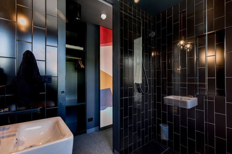 105 Mac Unique Apartments - Accommodation Broome 14