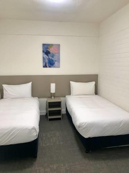 Adina Place Motel Apartments - Accommodation Broome 10
