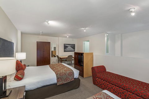 Mantra One Sandy Bay Road - Accommodation Broome 14