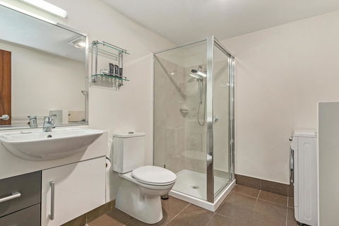 Mantra One Sandy Bay Road - Accommodation Broome 11