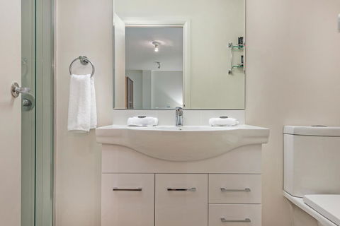 Mantra One Sandy Bay Road - Accommodation Broome 15