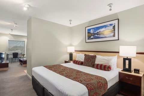 Mantra One Sandy Bay Road - Accommodation Broome 26