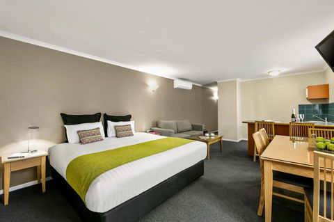 Hobart Waterfront Apartments - Accommodation Broome 2