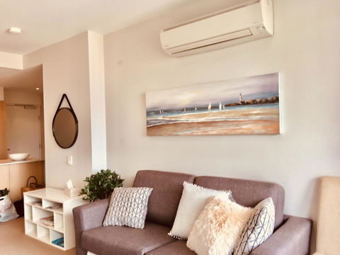 Hobart Inner City Apartment - Accommodation Broome 2