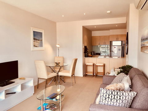 Hobart Inner City Apartment - Accommodation Broome 1