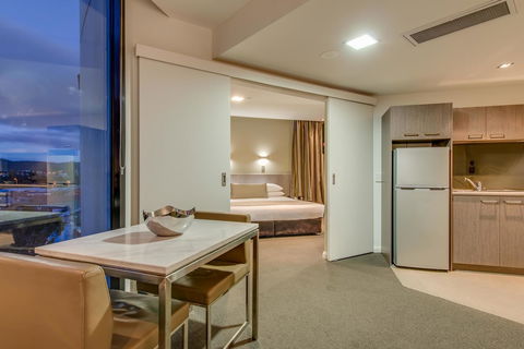 Mantra Collins Hotel - Accommodation Broome 28