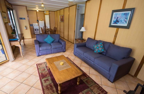Nornalup Riverside Chalet - Accommodation Broome 2