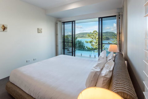 Northcape 1 Ocean Front 4 Bedroom 4 Bathroom Pool Golf Buggy 2 Kitchens, BBQs - Accommodation Broome 1
