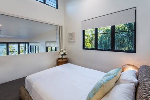 Northcape 1 Ocean Front 4 Bedroom 4 Bathroom Pool Golf Buggy 2 Kitchens, BBQs - Accommodation Broome 2