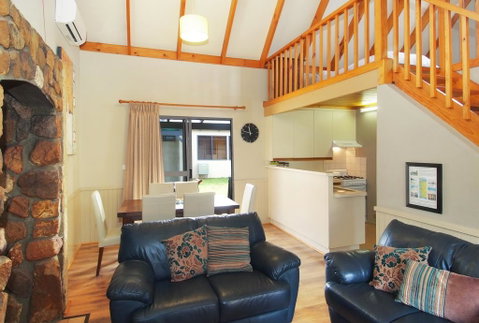 Number 9 DBV - Accommodation Broome 1