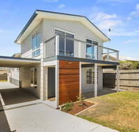 Ocean Chill 10 Minutes Drive to Phillip Island Pet Friendly Family Home Sleeps 8 - Accommodation Broome