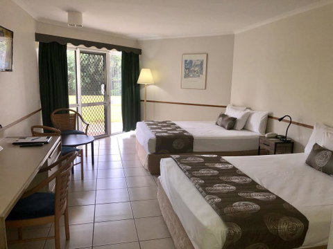 Ocean International Hotel - Accommodation Broome 1