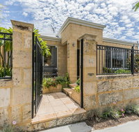 Ocean Keys Cottage - Free WiFi - Accommodation Broome