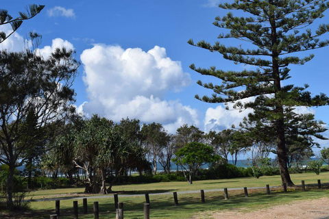 Oceanfront Beach House On Marine Parade - Accommodation Broome 3