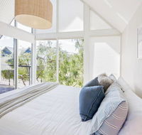 ON THE BEACH - Villa over the road from the beach - Accommodation Broome