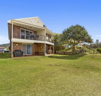 On the Beach at Hastings Point - Accommodation Broome
