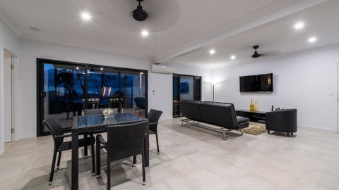 Onestep Airlie Retreat - Accommodation Broome 2