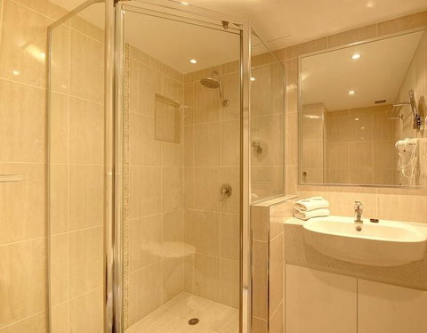 Pacific Surf Absolute Beachfront Apartments - Accommodation Broome 1