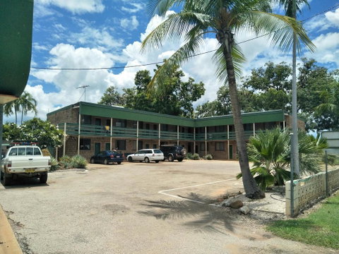 Palm Court Backpackers - Accommodation Broome 0