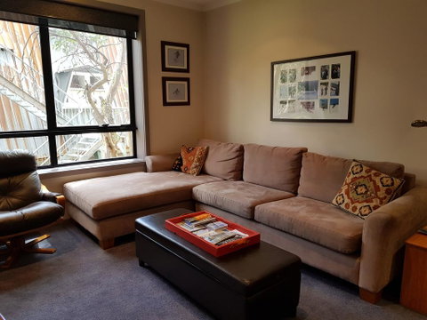 Peak 105 - Accommodation Broome 1