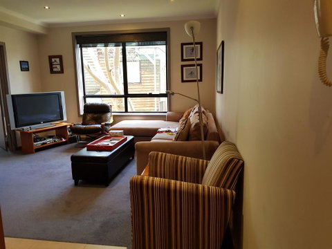 Peak 105 - Accommodation Broome 2