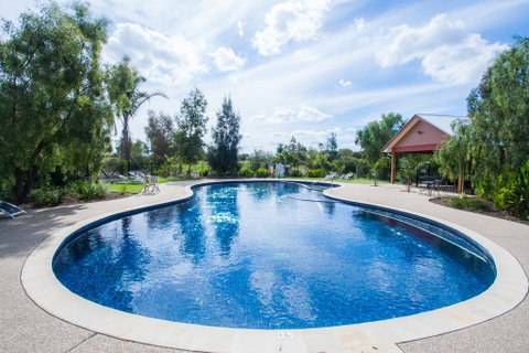 Perricoota Vines Retreat - Accommodation Broome 1