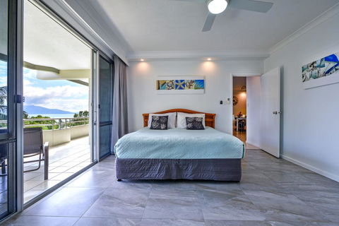 POINCIANA 101 HAMILTON ISLAND CENTRALLY LOCATED 3 BEDROOM, Plus BUGGY!! - Accommodation Broome 0
