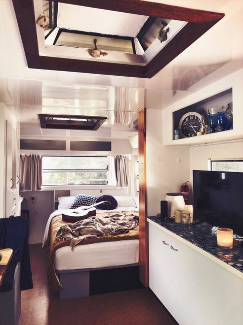 Poppy Luxe Caravan In The Byron Bay Hinterland - Accommodation Broome 3